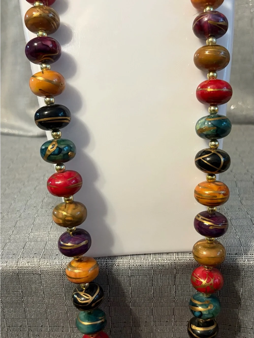 Vintage Colorful Multicolor Bead Necklace - Women's Jewelry